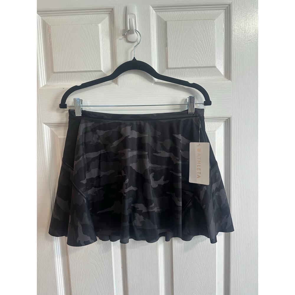 Athleta NWT Match Point Printed Skort 13.5” Black Camo Sz S Tennis Skirt - Picture 2 of 7